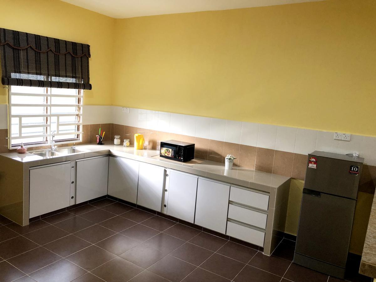 Twin Homestay D Kuala Terengganu Exterior photo